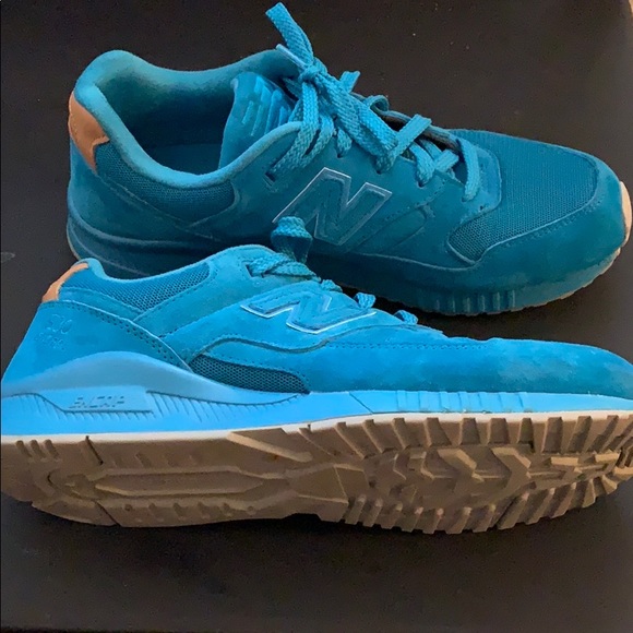 New balance shoes - Picture 3 of 3